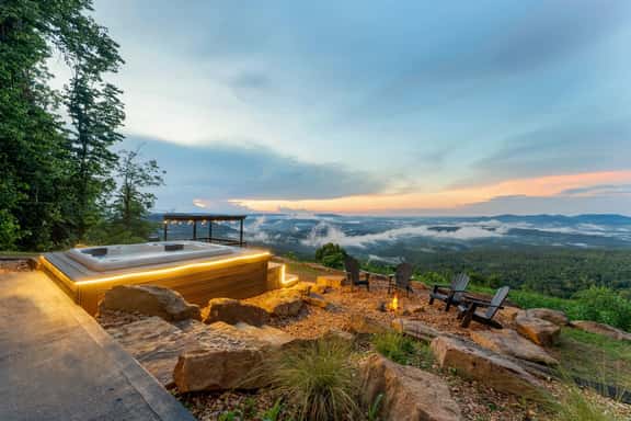 Affordable Arkansas Grand Canyon View with Hot Tub - Image 1