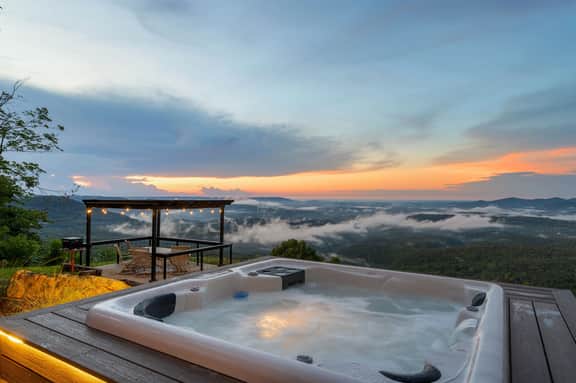 Affordable Arkansas Grand Canyon View with Hot Tub - Image 2